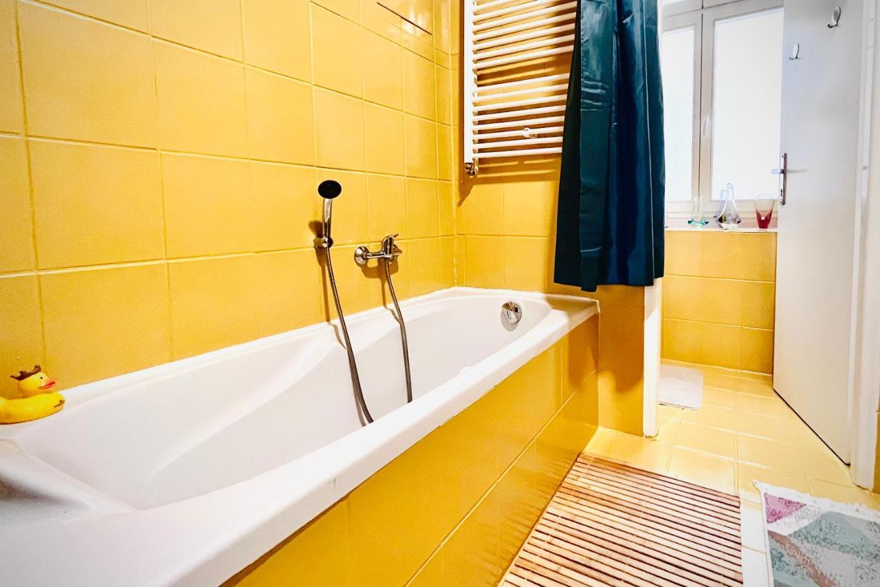 Sunny City - Apartment In Spa Zone With Private Garage Κάρλοβι Βάρι Εξωτερικό φωτογραφία